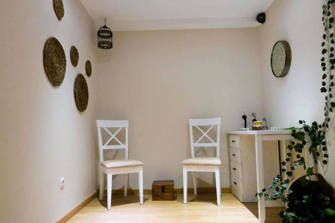 Habitaciones Albero Toro Luaran gambar