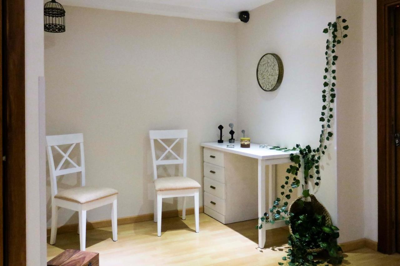 Habitaciones Albero Toro Luaran gambar