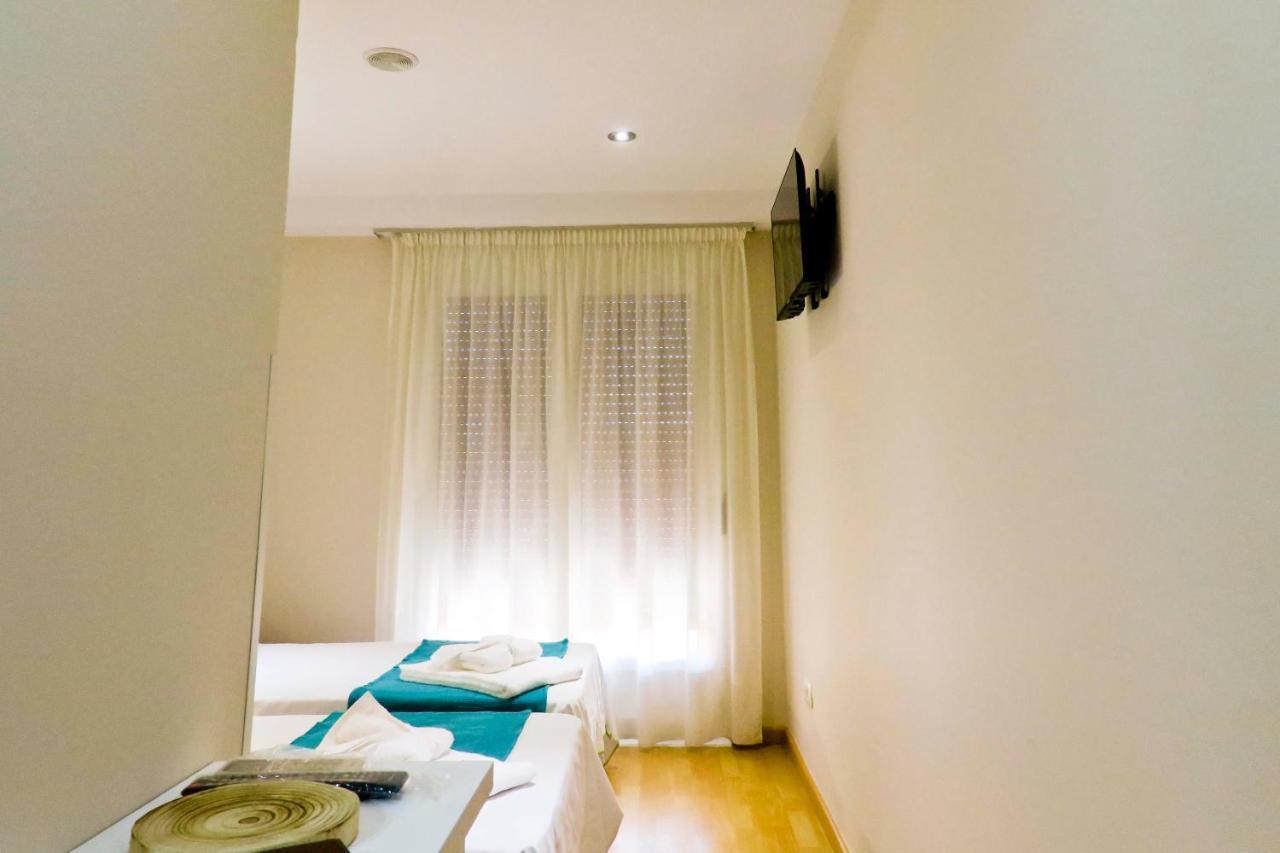 Habitaciones Albero Toro Luaran gambar